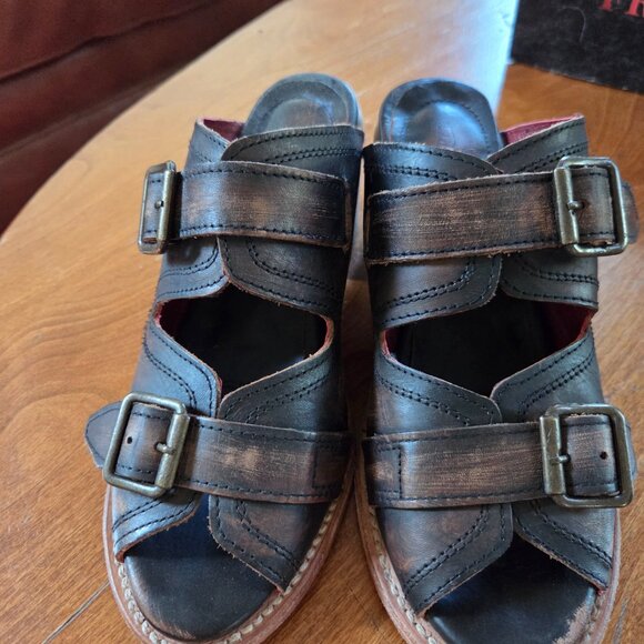 Freebird by Steven Caprice mule heels - Picture 4 of 8